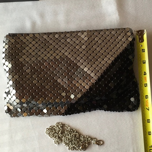 NWOT Silver & Black Metallic Bag - Picture 6 of 7